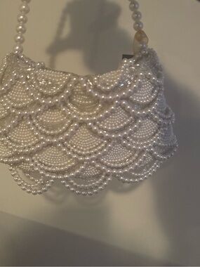 Pearl Beaded Scallop Handbag